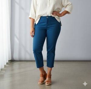 UP! Crop Pants Size 16 Blue Stretchy W 18" R 11" I 22"